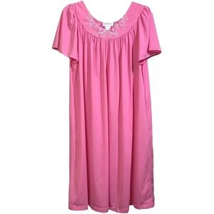 Vtg Shadowline Nightgown Short Sleeve Gown Size L Sleepwear Pink Embroidered NOS
